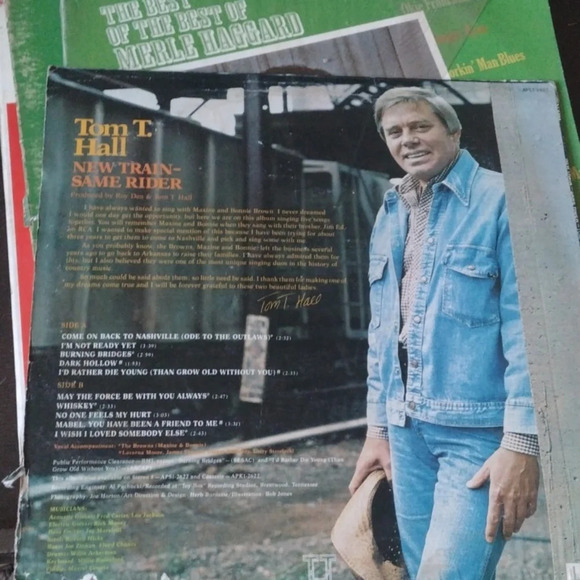 Tom T Hall Lp - Picture 2 of 2